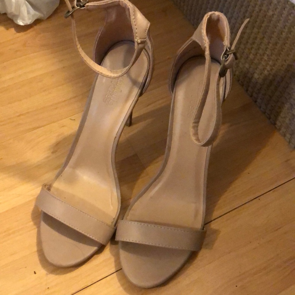 Nude heels